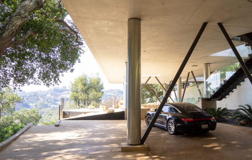 Gerhard Heusch Oak Pass Residence Beverly Hills parked car