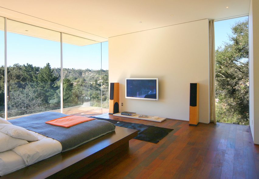 Gerhard Heusch Oak Pass Residence Beverly Hills bedroom