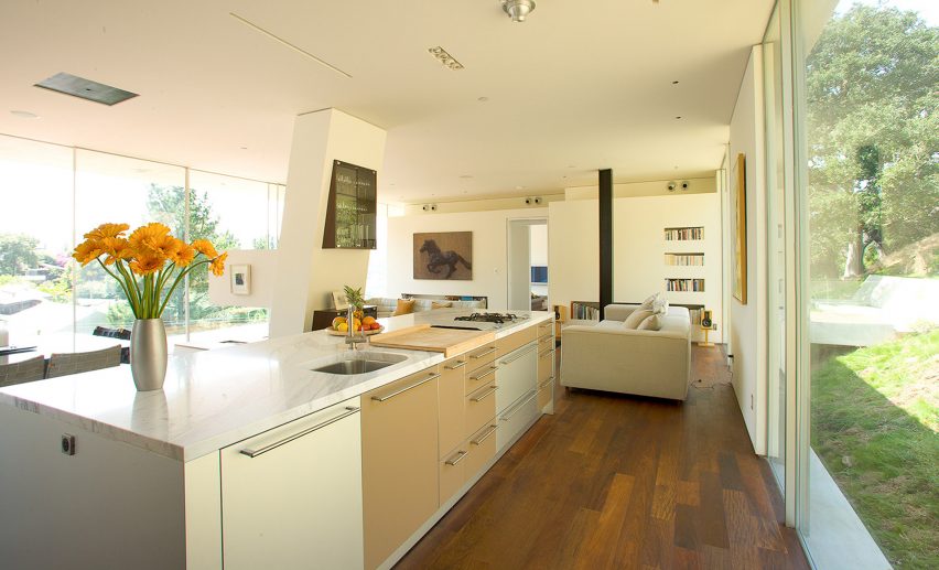 Gerhard Heusch Oak Pass Residence Beverly Hills kitchen