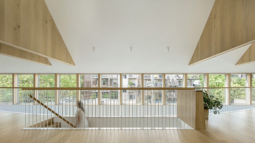 Ardmore House by Kwong Von Glinow