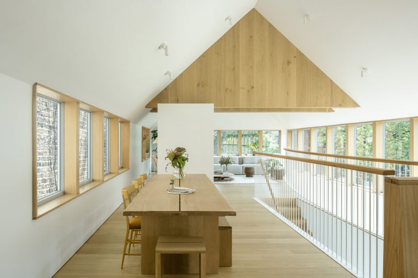 Ardmore House by Kwong Von Glinow