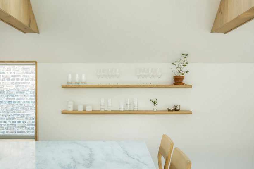 Ardmore House by Kwong Von Glinow