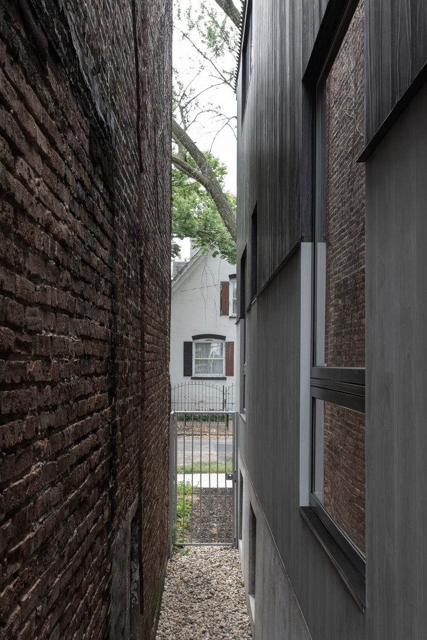 Ardmore House by Kwong Von Glinow