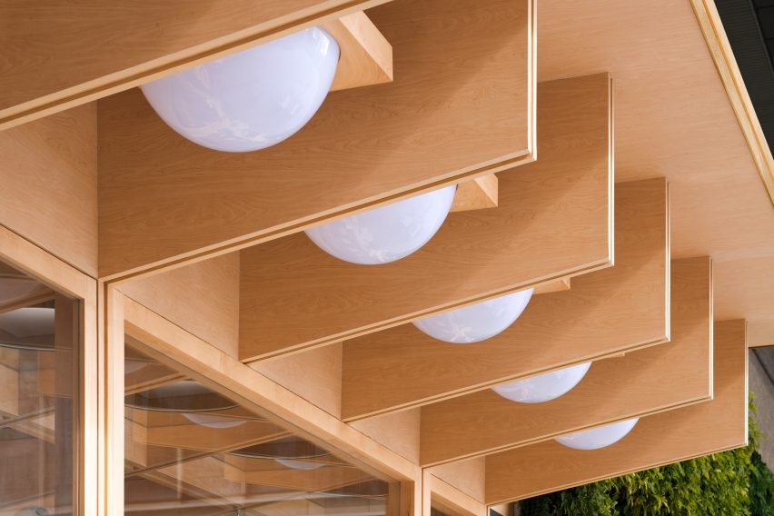 The overhanging roof of C2 Cafe & Bar by Various Associates in Shenzhen, China