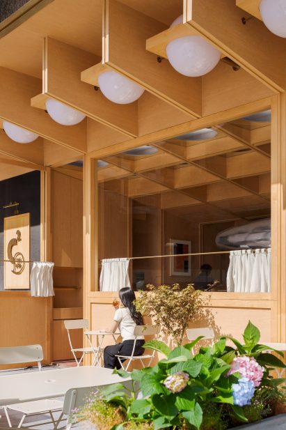 The exterior of C2 Cafe & Bar by Various Associates in Shenzhen, China