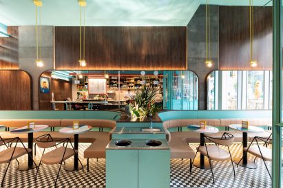 Retro cafe Montreal