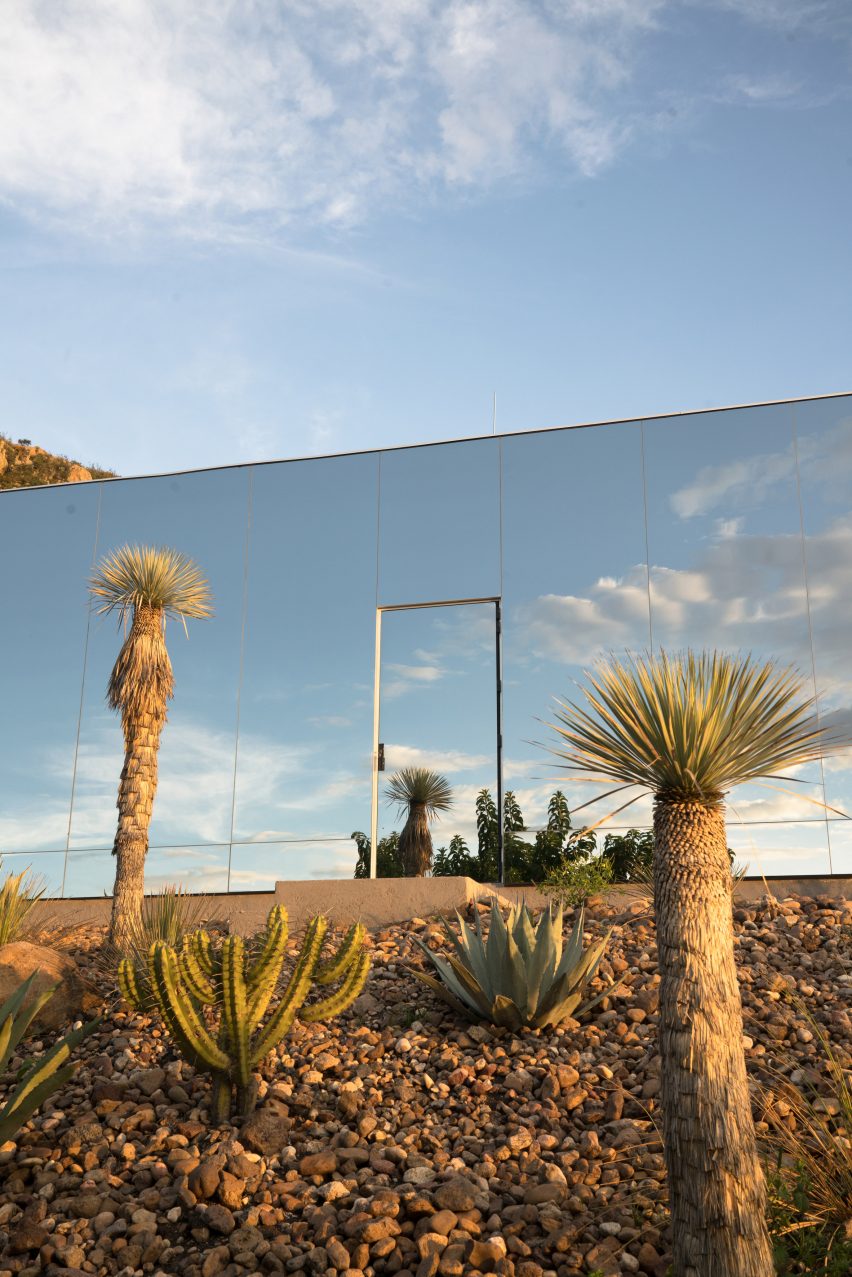 Exterior of Casa Eterea cabin by Prashant Ashoka