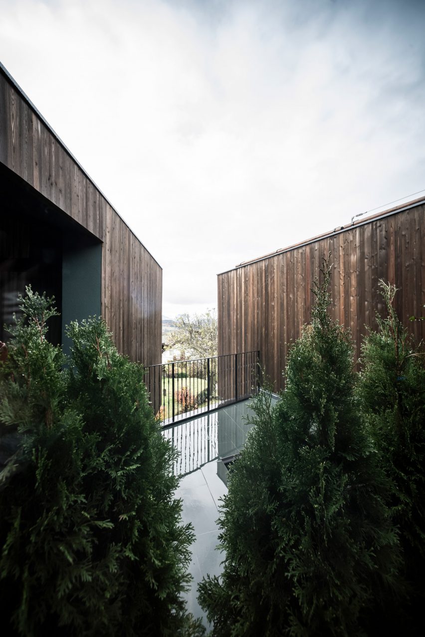 A balcony in the Floris hotel extension by NOA