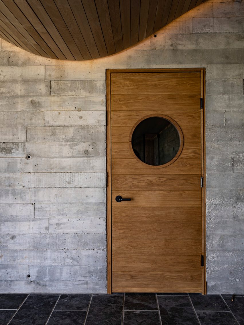 Fold House by Partisans