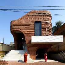 Community centre in Bansberia by Abin Design Studio