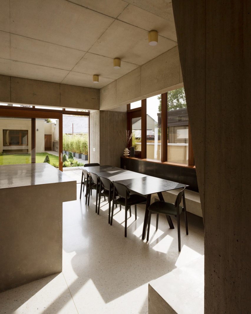 The dining room in the Hollybrook Road extension by TOB Architect
