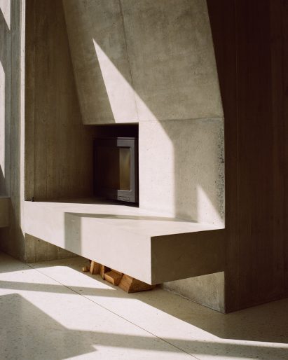 The fireplace in the Hollybrook Road extension by TOB Architect