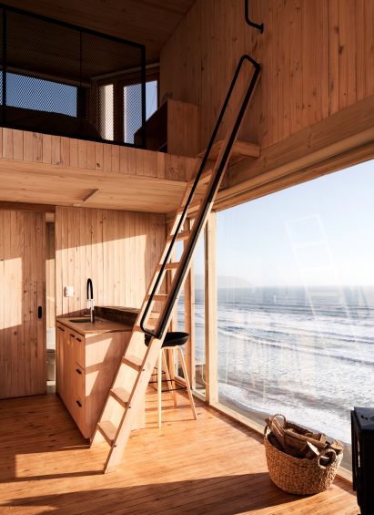 La Loica wooden interior