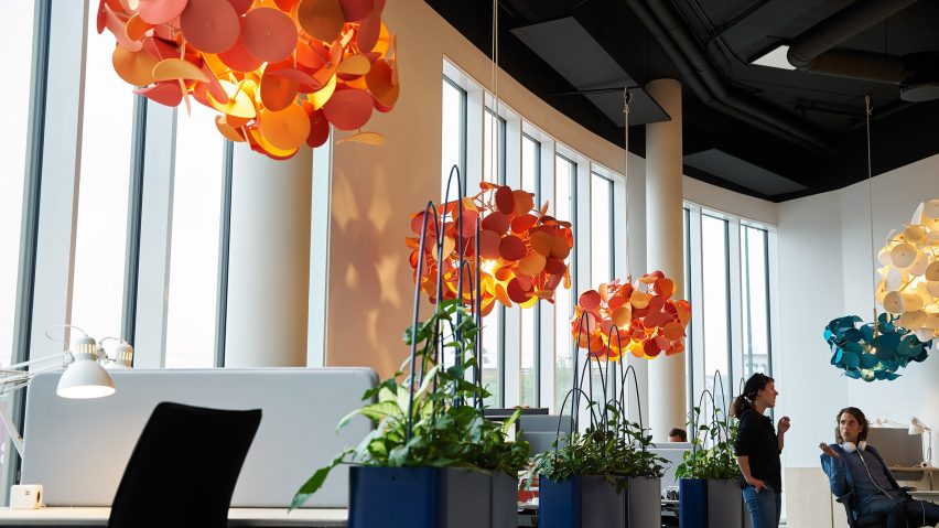 Leaf pendant light by Green Furniture Concept