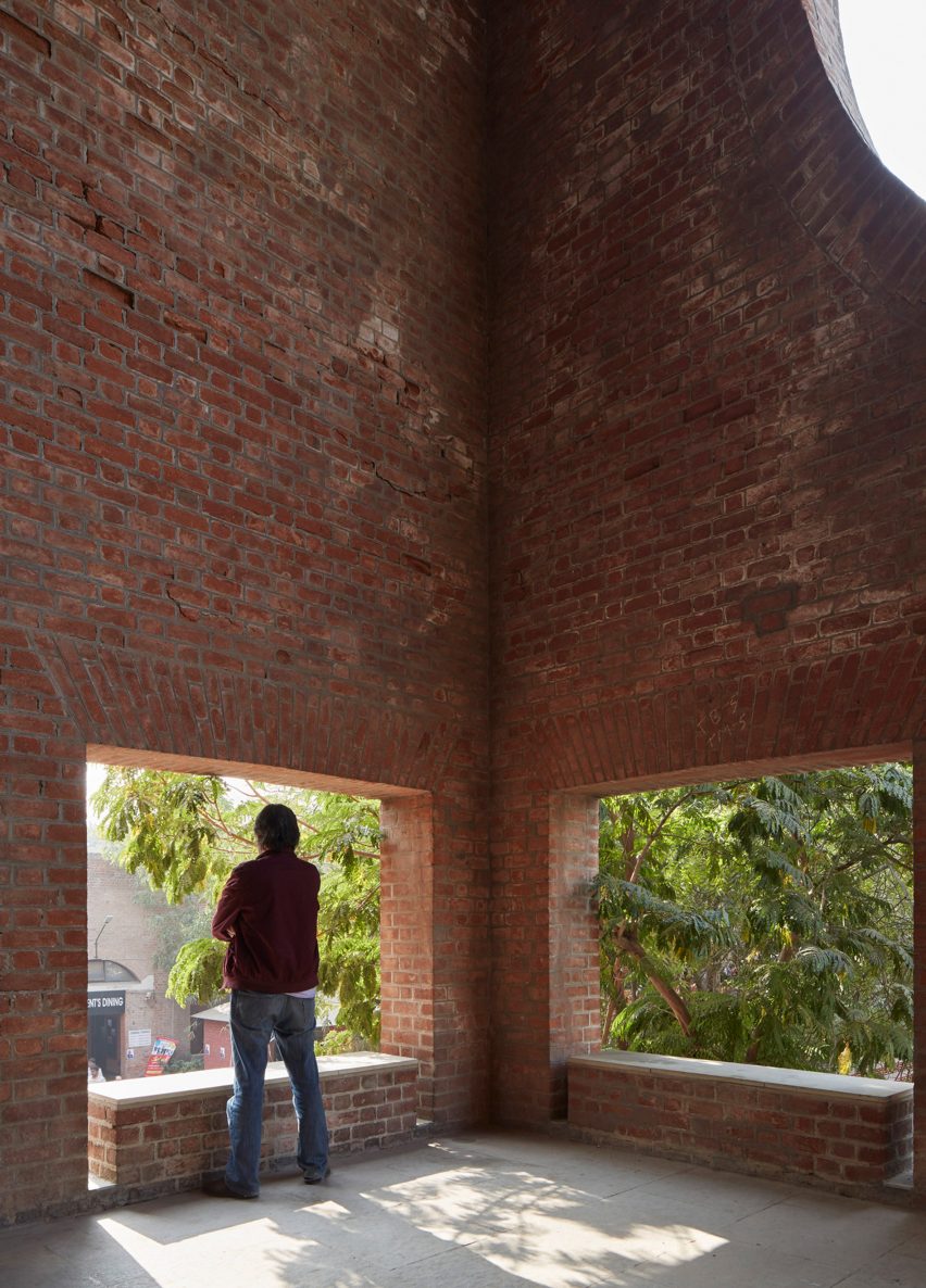  Indian Institute of Management Ahmedabad