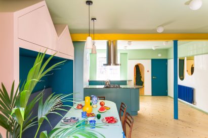 Mo-tel House by Office S&M