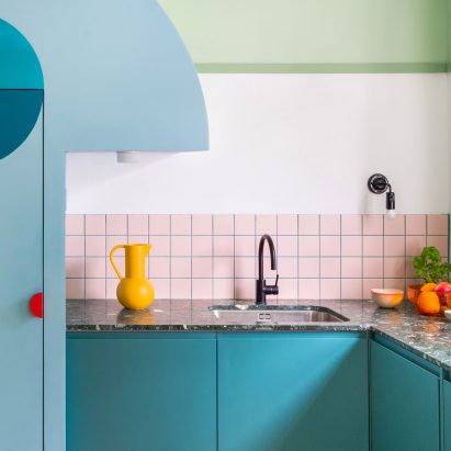 Mo-tel House by Office S&M