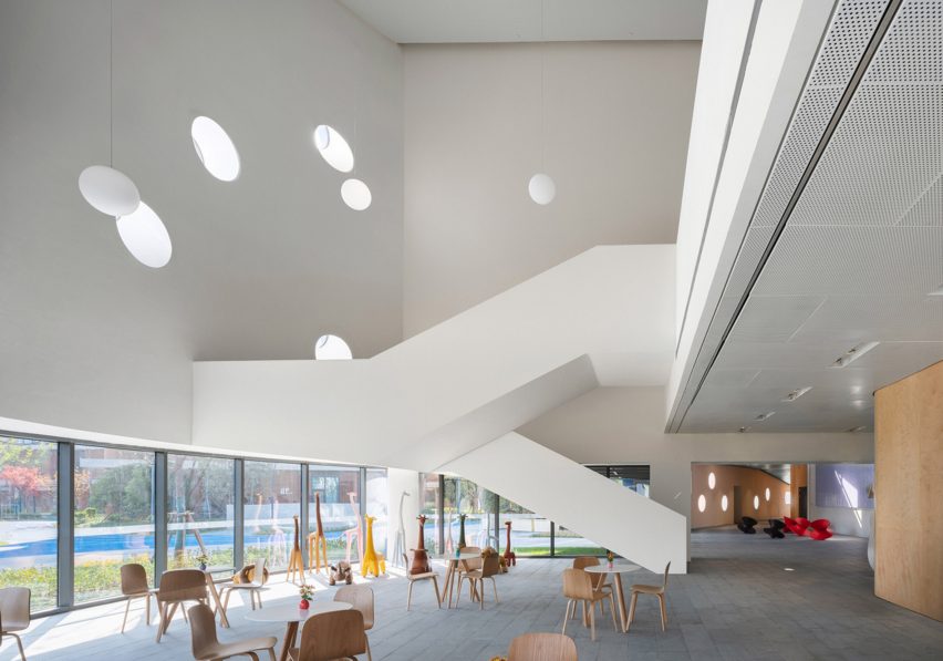Pinghe Bibliotheater at the Shanghai Qingpu Pinghe International School China