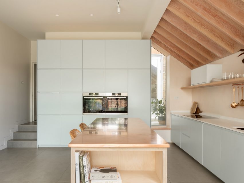 The kitchen of Quarter Glass House by Proctor & Shaw