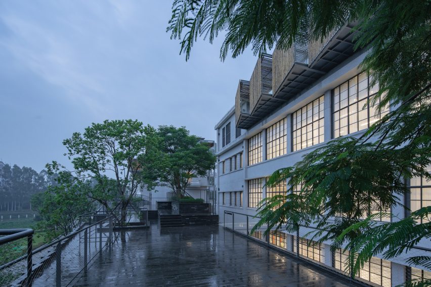 The exterior of the (Re)forming Duichuan Tea Yards centre by O-office Architects