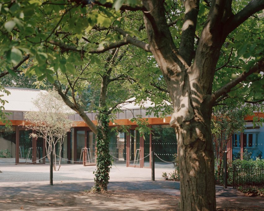 Entrance to Sands End Arts and Community Centre by Mae Architects