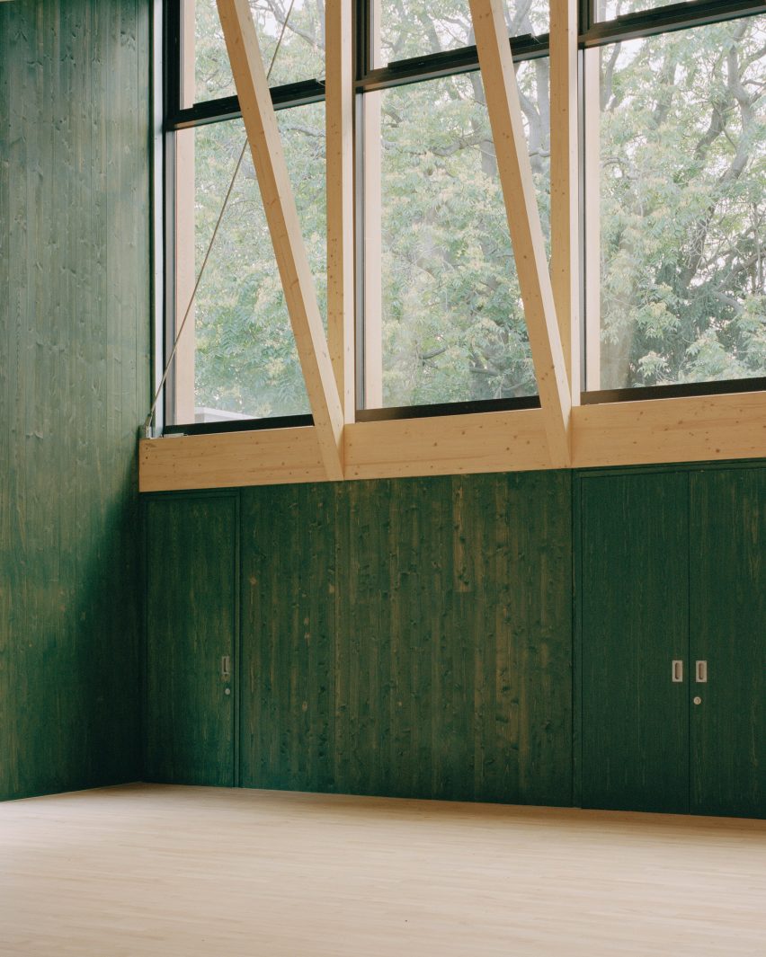Sands End Arts and Community Centre by Mae Architects