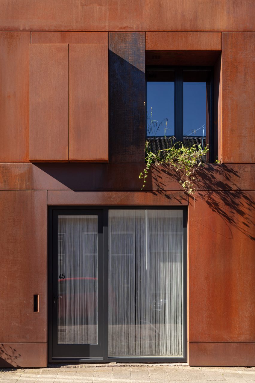 Front door of Zecc Architecten house