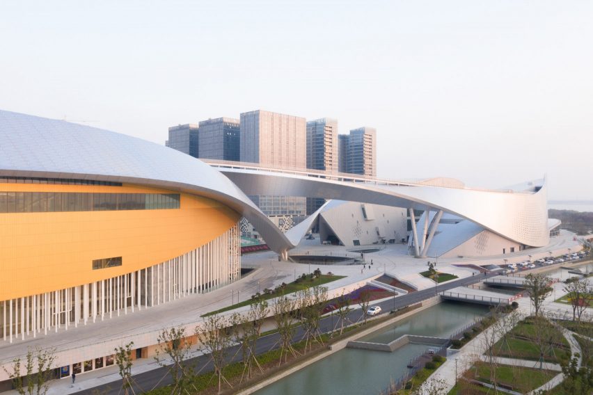 The exterior of the Suzhou Bay Cultural Center by Christian de Portzamparc