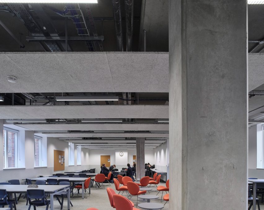 Classroom with concrete columns