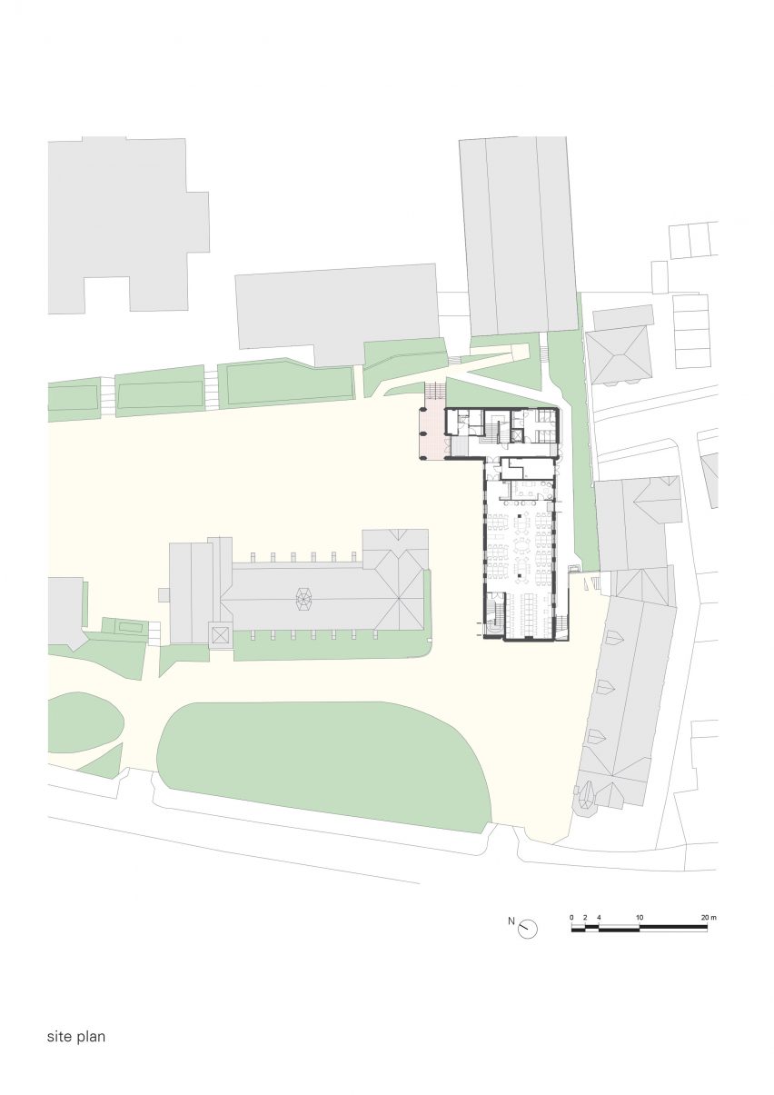 Site and building plan by Bell Phillips Architects