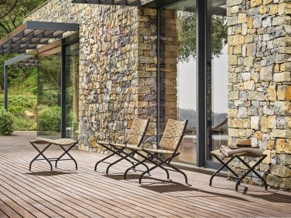 Deck at Villa Nemes by Giordano Hadamik Architects
