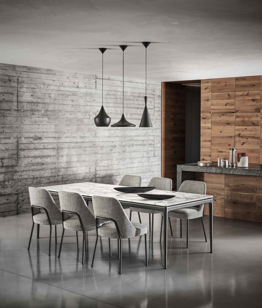Dining table at Villa Nemes by Giordano Hadamik Architects