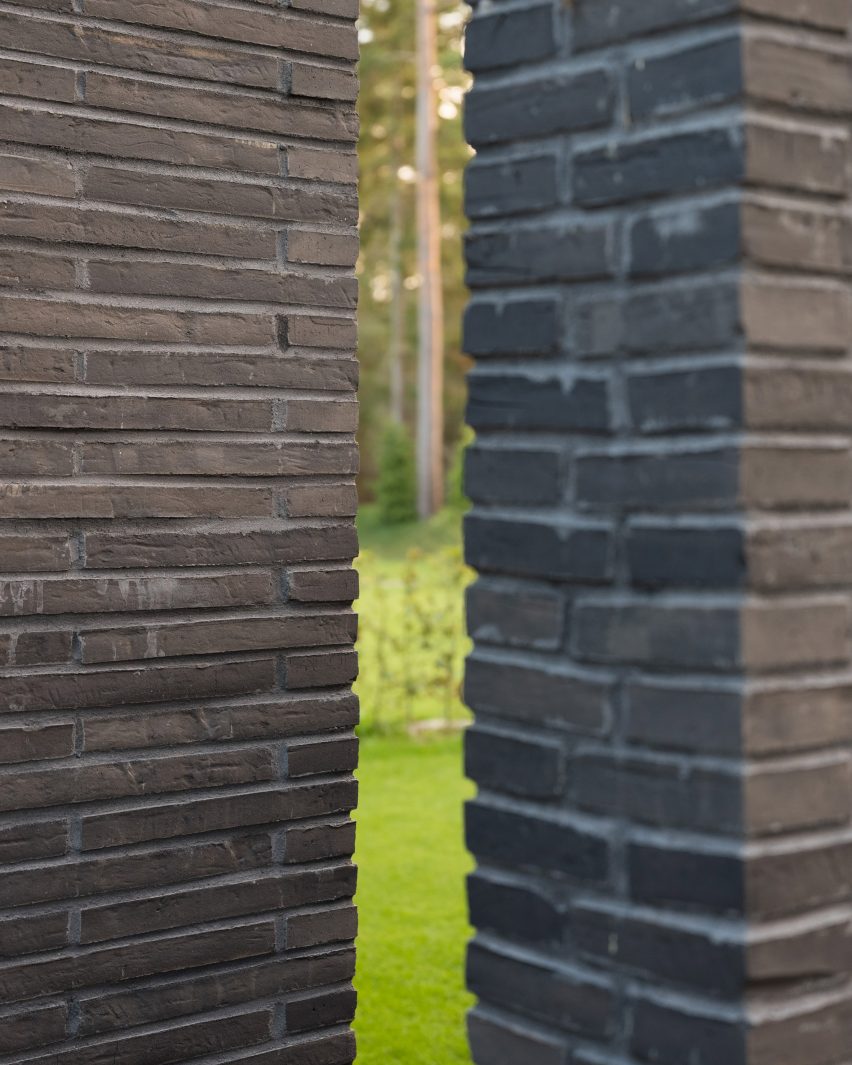 The brick exterior of Villa Tennisvägen by Johan Sundberg Arkitektur