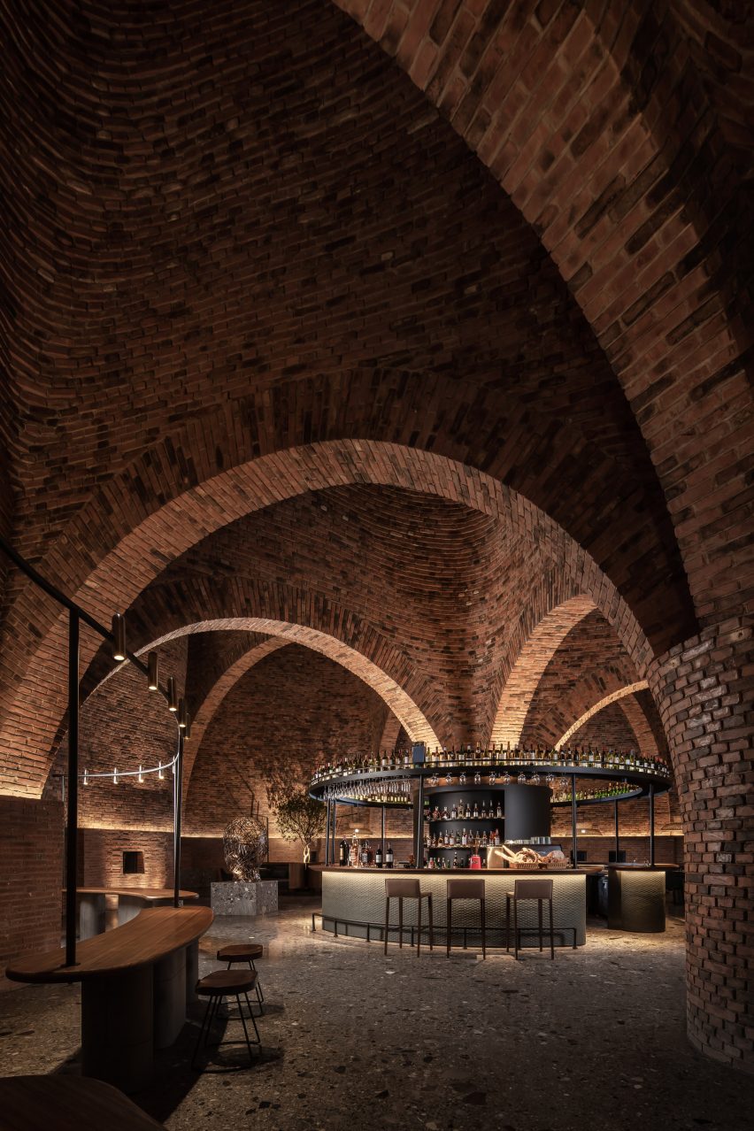 Inside the 50% Cloud Artists Lounge restaurant by CCD