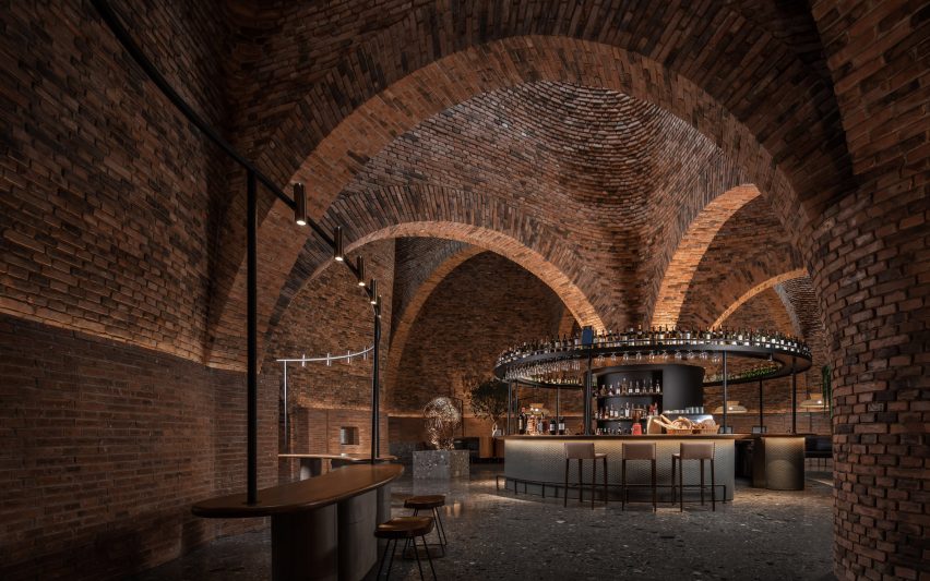 Inside the 50% Cloud Artists Lounge restaurant by CCD
