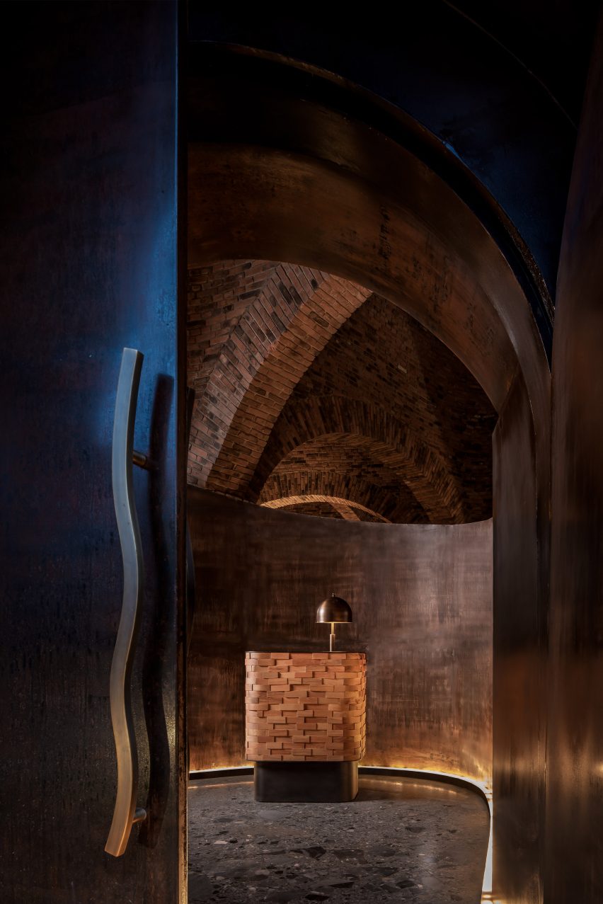 The entrance to 50% Cloud Artists Lounge restaurant by CCD