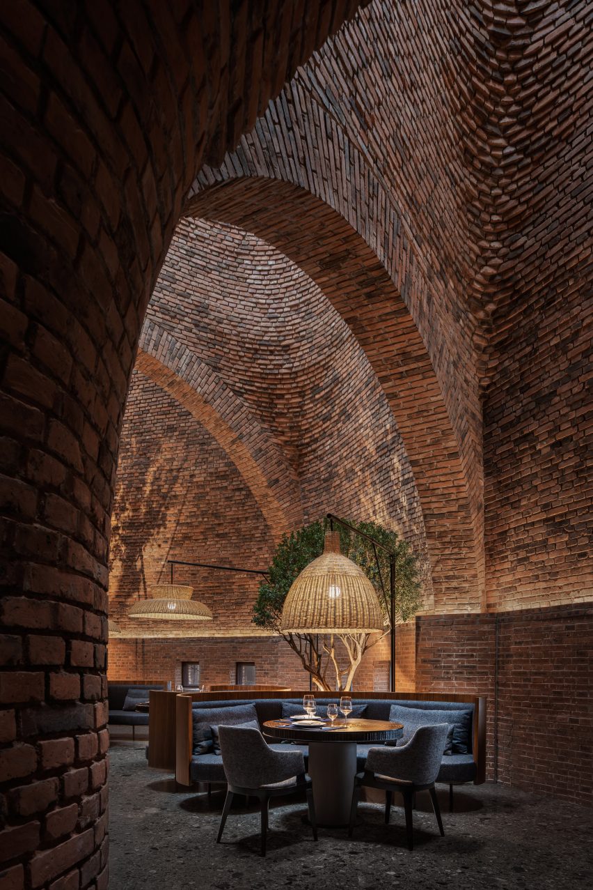 Inside the 50% Cloud Artists Lounge restaurant by CCD