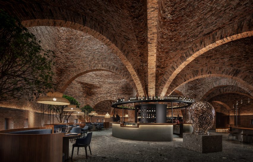 Inside the 50% Cloud Artists Lounge restaurant by CCD