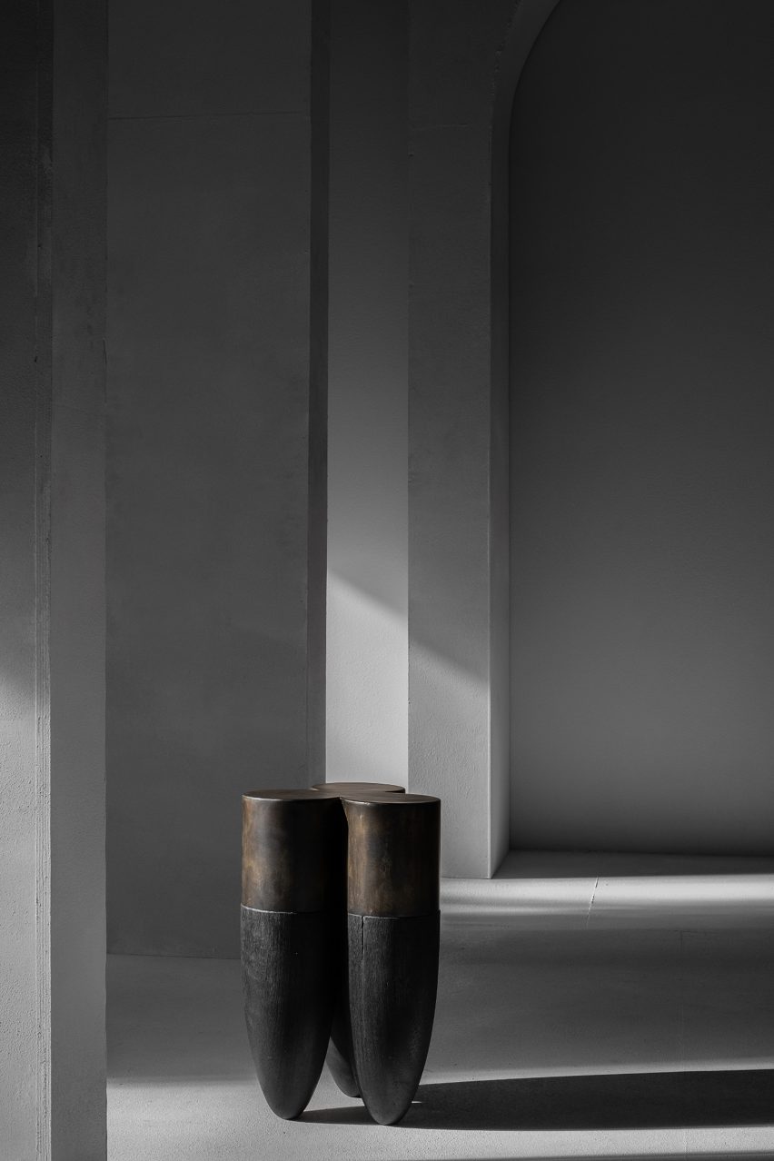 Sefuno side table/stool by Arno Delercq