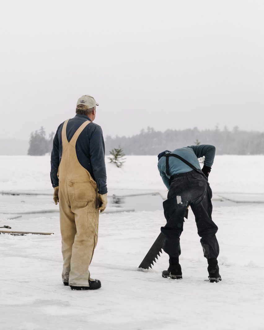 Investigating ice with local people