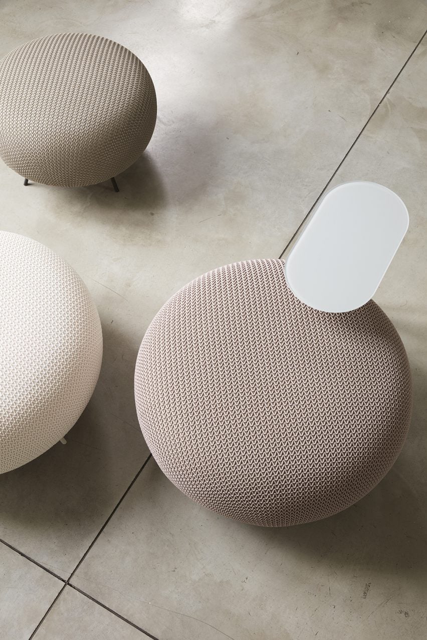 Large and small ottomans by IOC Project partners