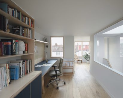 An attic studio in a terraced London house by DeDraft