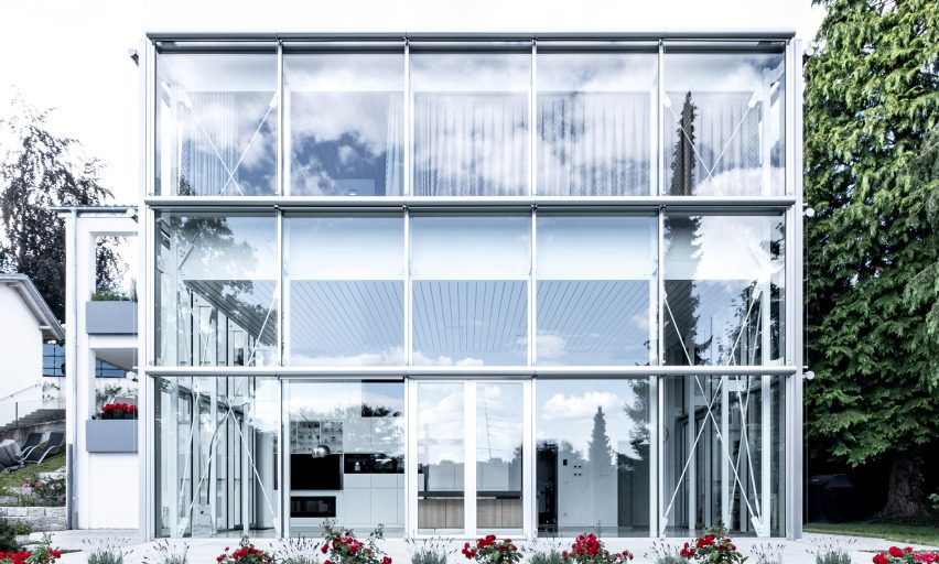 Steel and glass extension