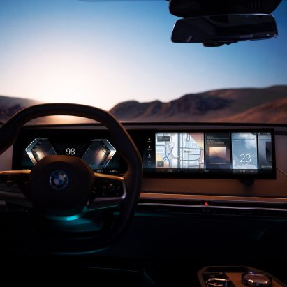 BMW iX