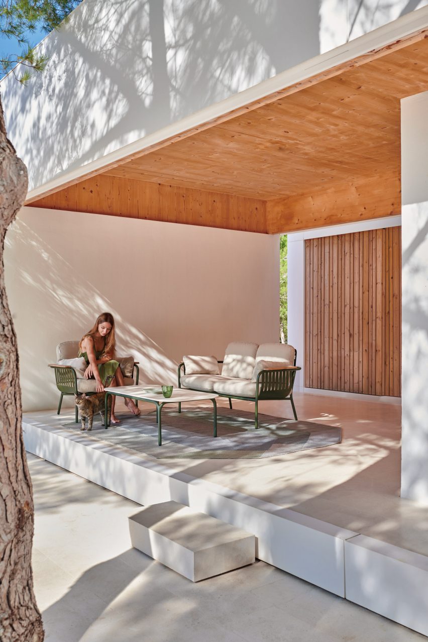 Outdoor furniture by Søren Rose for Gandiablasco