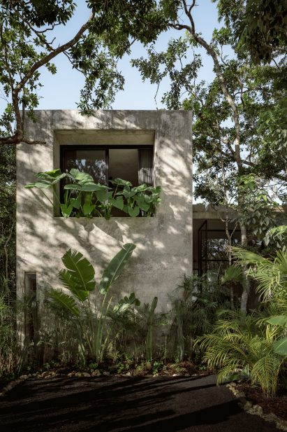 Exterior of Casa Aviv
