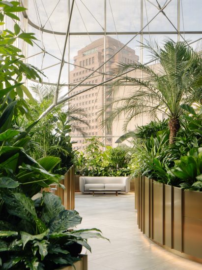 Seating alcoves in the Citibank Singapore Wealth Hub by Ministry of Design