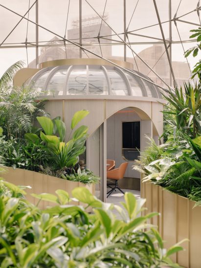 Exterior of meeting pods in the Citi Wealth Hub by Ministry of Design