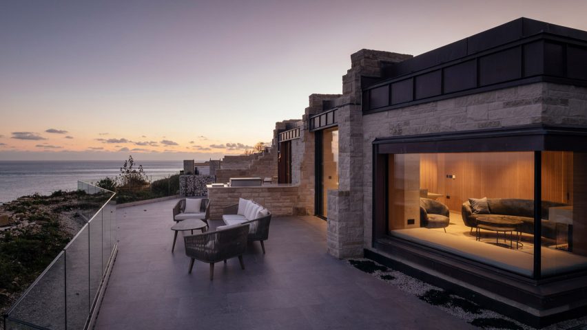Morrow + Lorraine completes Clifftops luxury lodges on England’s Jurassic Coast