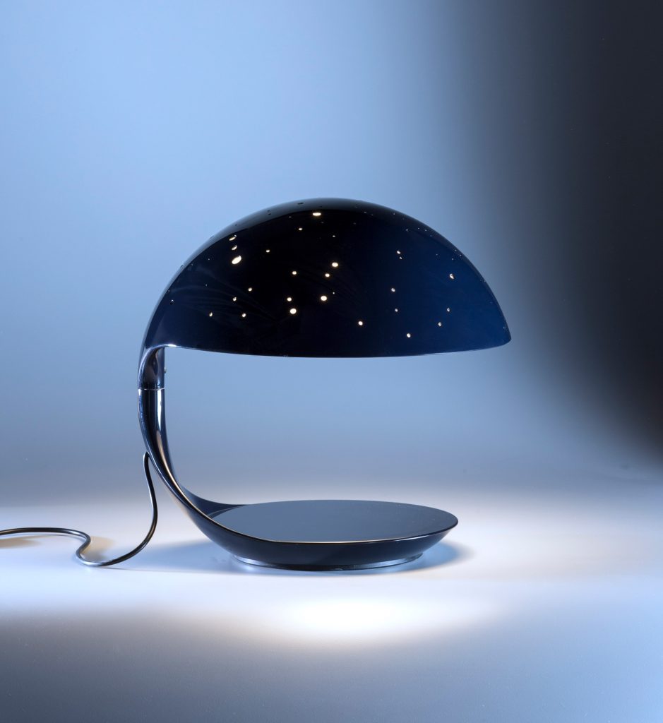 Closed Cobra Scorpius by Martinelli Luce